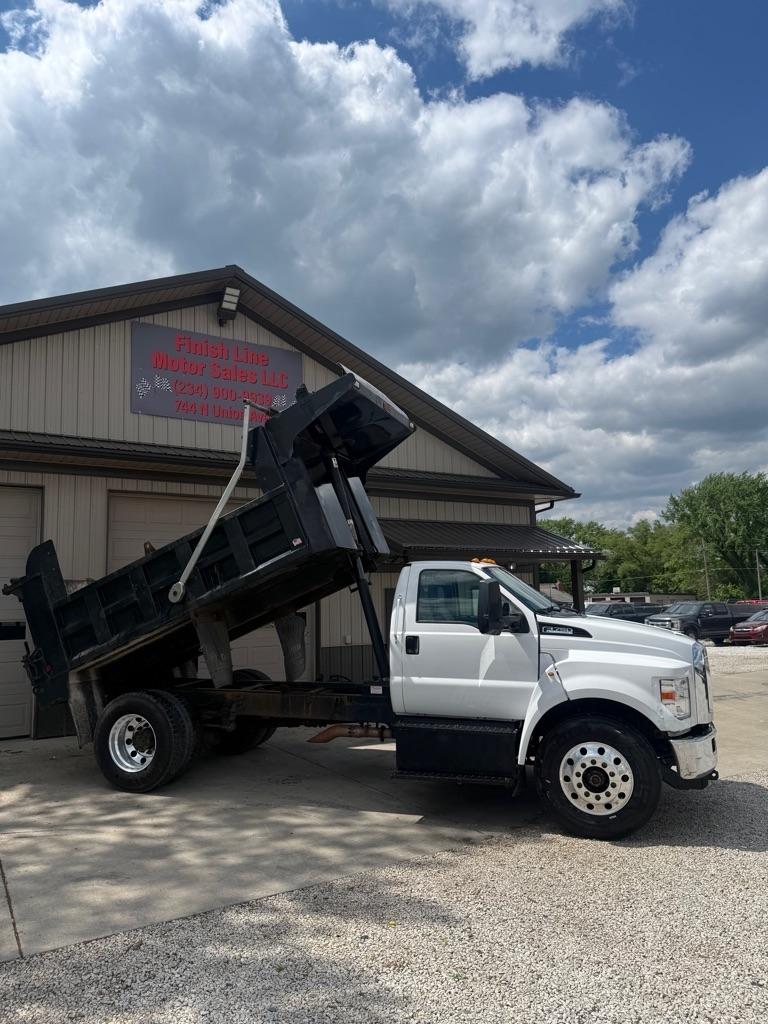 Ford F-750 Regular Cab 2WD DRW 2017