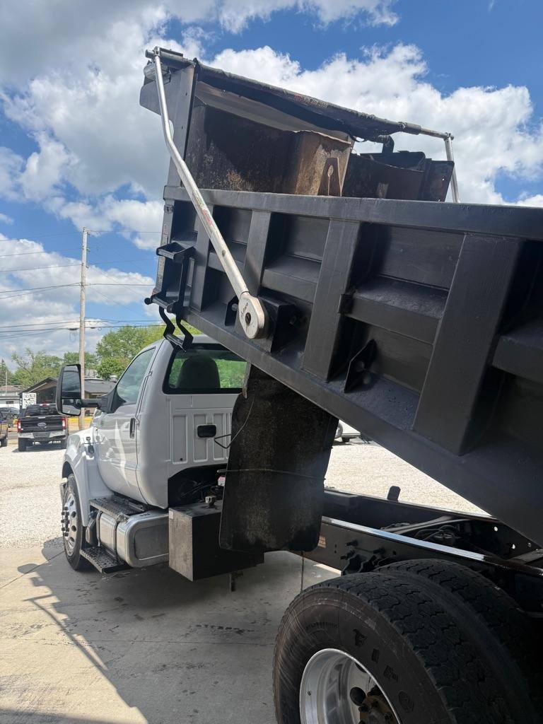 Ford F-750 Regular Cab 2WD DRW 2017
