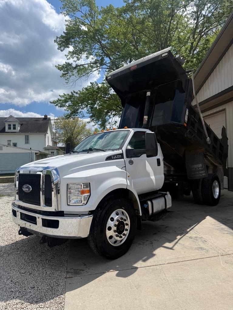 Ford F-750 Regular Cab 2WD DRW 2017