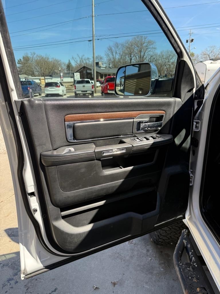 RAM 2500 Laramie Crew Cab SWB 4WD 2018