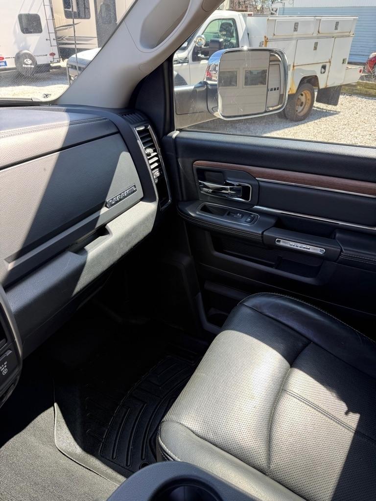 RAM 2500 Laramie Crew Cab SWB 4WD 2018