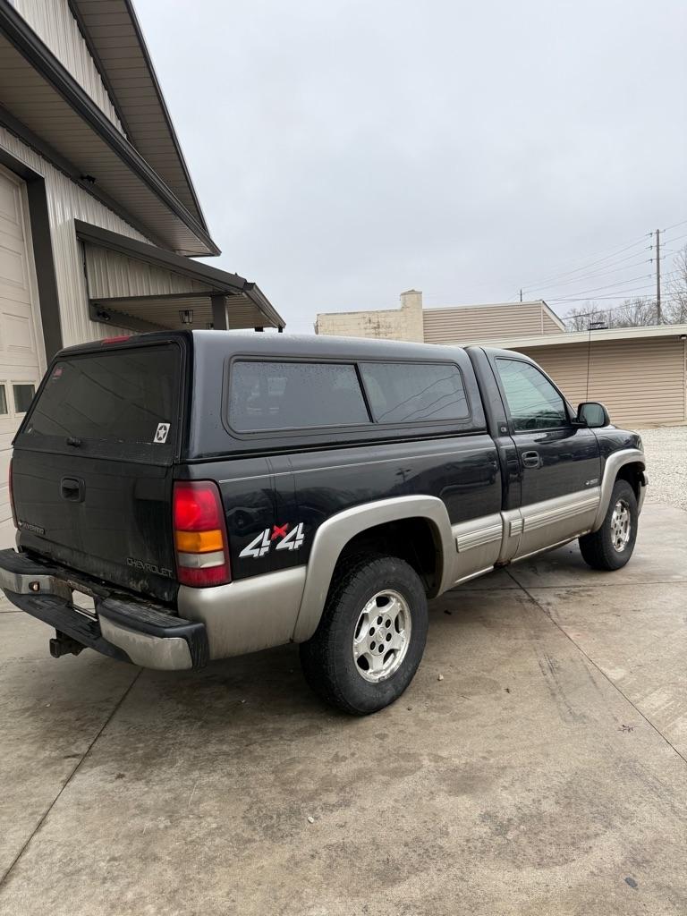 Chevrolet Silverado 1500 Reg. Cab Short Bed 4WD 2000