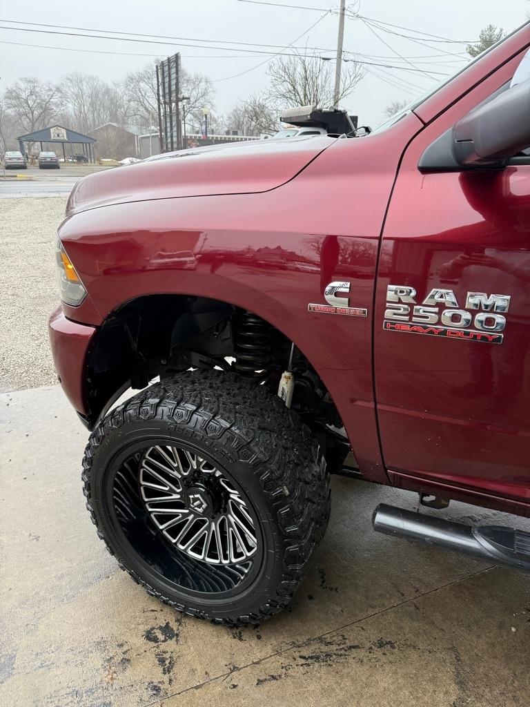 RAM 2500 Tradesman Crew Cab SWB 4WD 2017