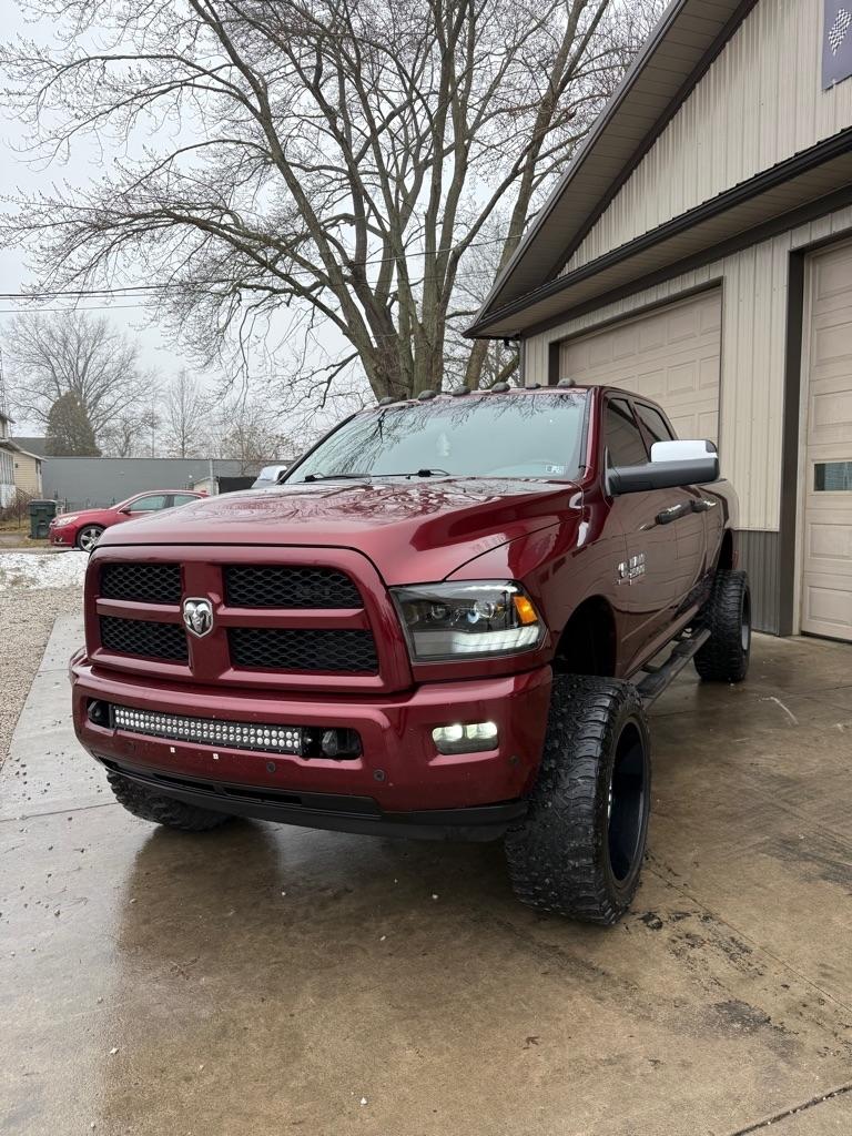 RAM 2500 Tradesman Crew Cab SWB 4WD 2017