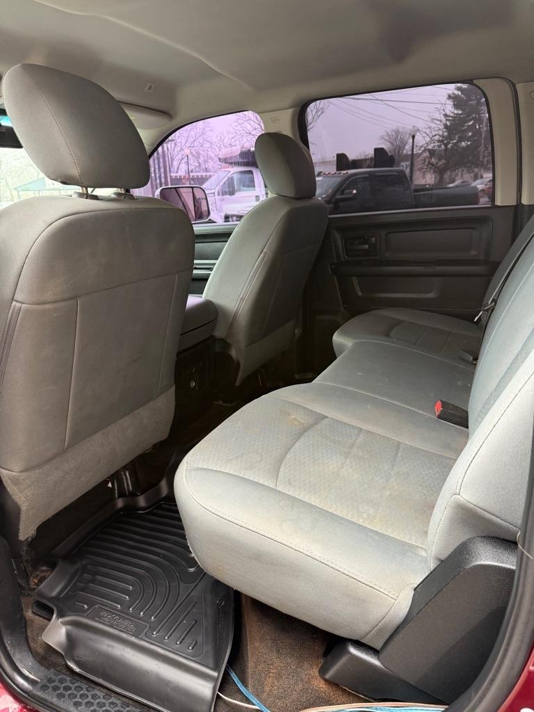 RAM 2500 Tradesman Crew Cab SWB 4WD 2017