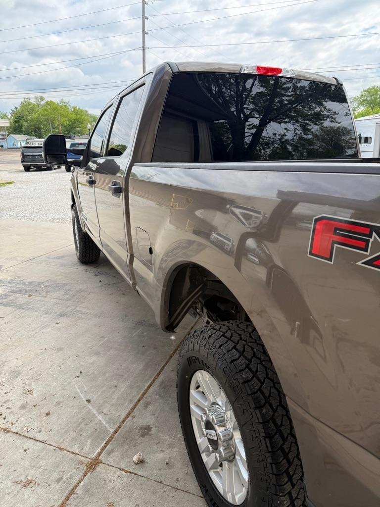 Ford F-250 SD King Ranch Crew Cab 4WD 2017