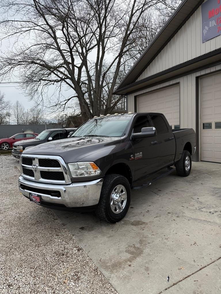 RAM 2500 Tradesman Crew Cab SWB 4WD 2015