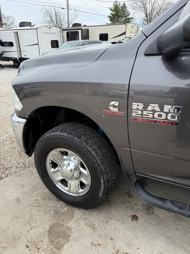 RAM 2500 Tradesman Crew Cab SWB 4WD 2015