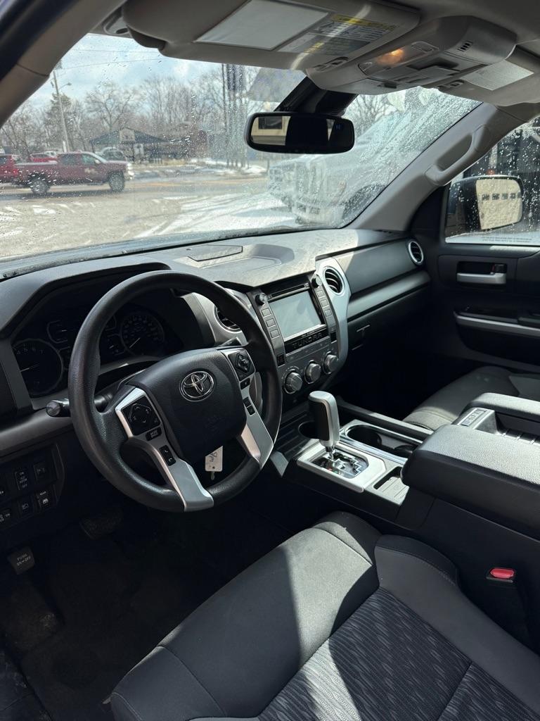 Toyota Tundra SR5 5.7L V8 CrewMax 4WD 2018