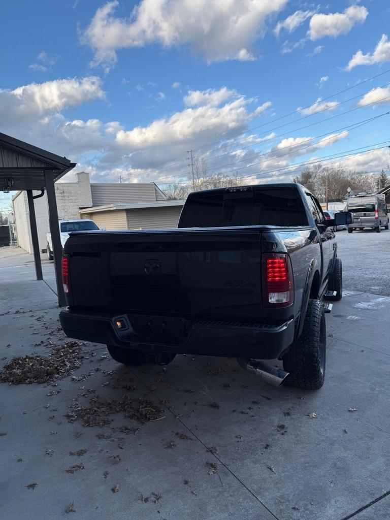 RAM 2500 Laramie Crew Cab SWB 4WD 2016