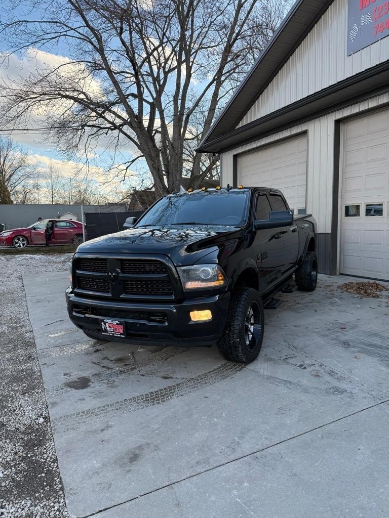 RAM 2500 Laramie Crew Cab SWB 4WD 2016