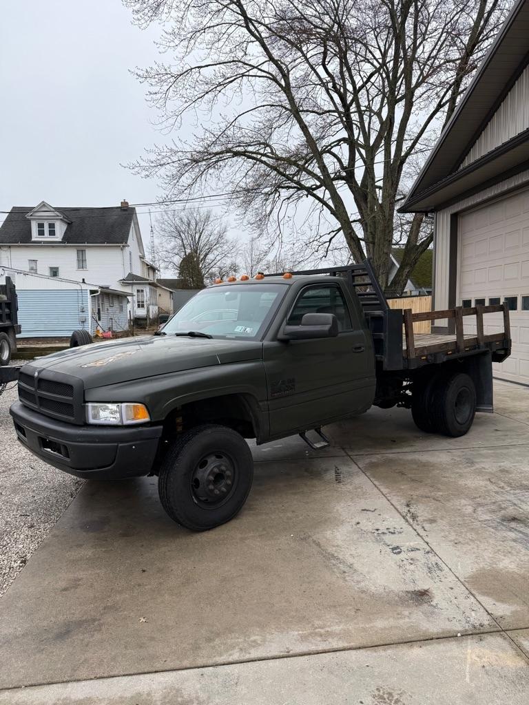 Dodge Ram 3500 ST Reg. Cab 8-ft. Bed 4WD 1998
