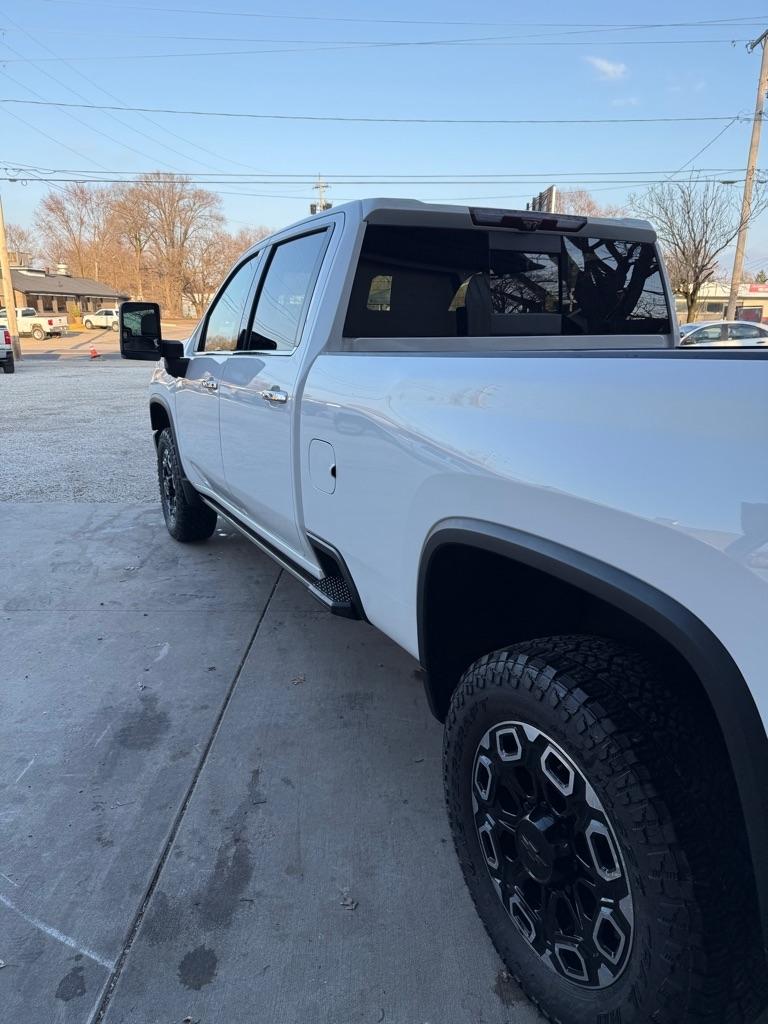 Chevrolet Silverado 3500HD High Country Crew Cab 4WD 2022