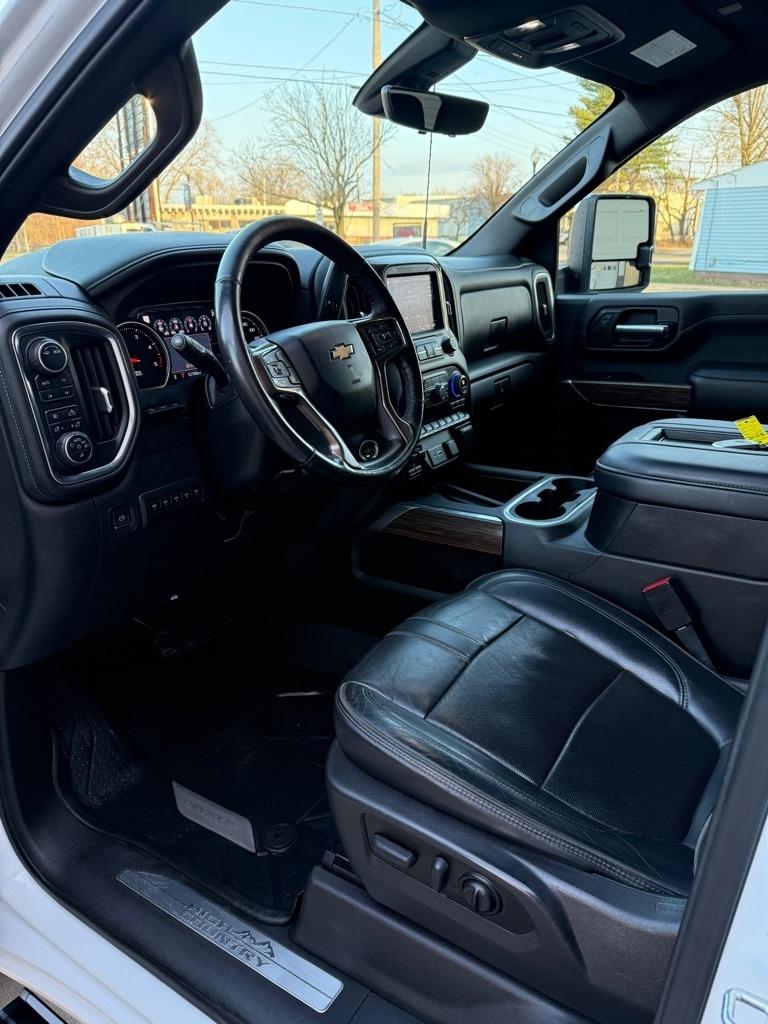 Chevrolet Silverado 3500HD High Country Crew Cab 4WD 2022