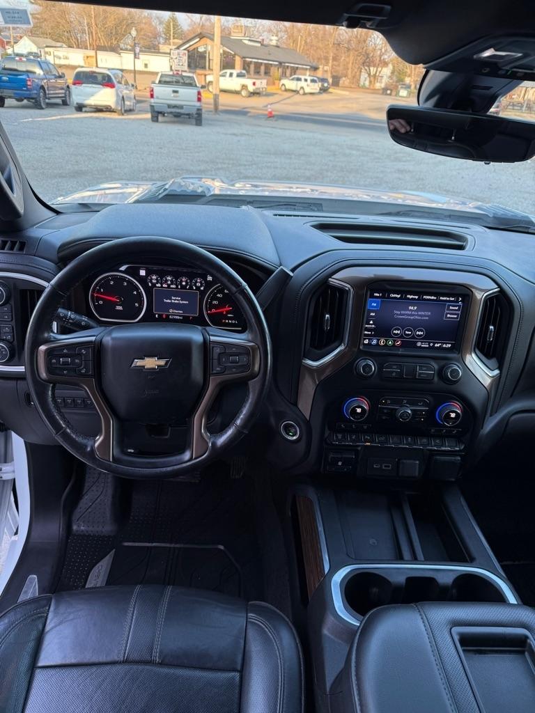 Chevrolet Silverado 3500HD High Country Crew Cab 4WD 2022