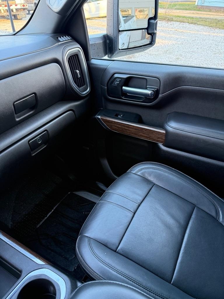 Chevrolet Silverado 3500HD High Country Crew Cab 4WD 2022