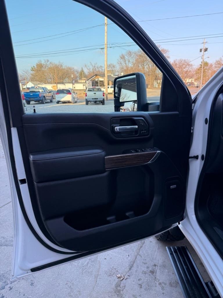 Chevrolet Silverado 3500HD High Country Crew Cab 4WD 2022