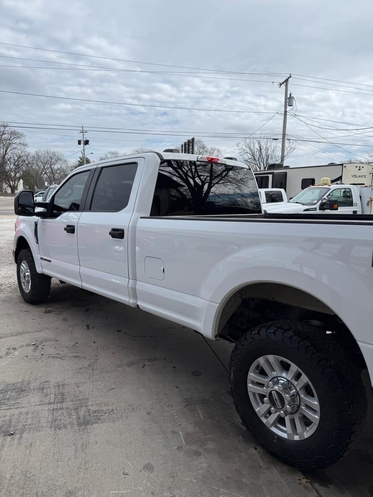 Ford F-250 SD Platinum Crew Cab 4WD 2021