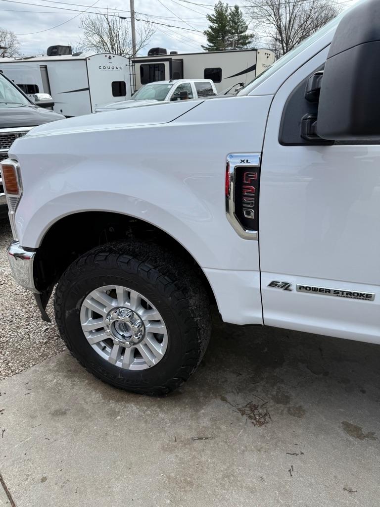 Ford F-250 SD Platinum Crew Cab 4WD 2021