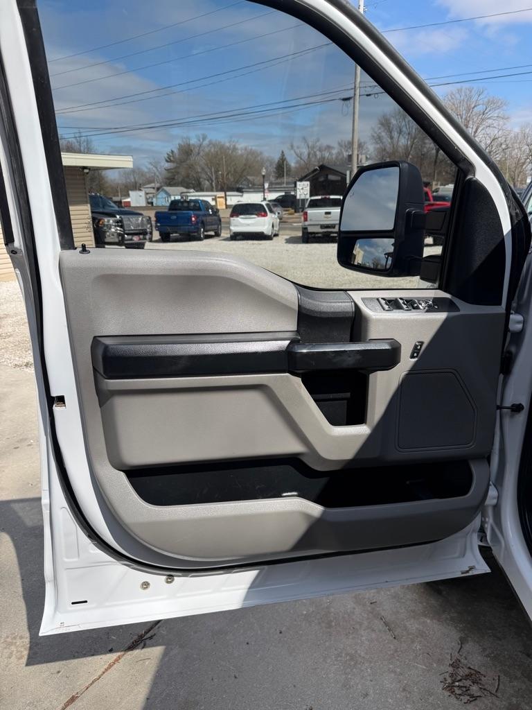 Ford F-250 SD Platinum Crew Cab 4WD 2021