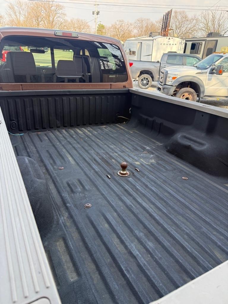 Ford F-450 SD XL Crew Cab DRW 4WD 2011