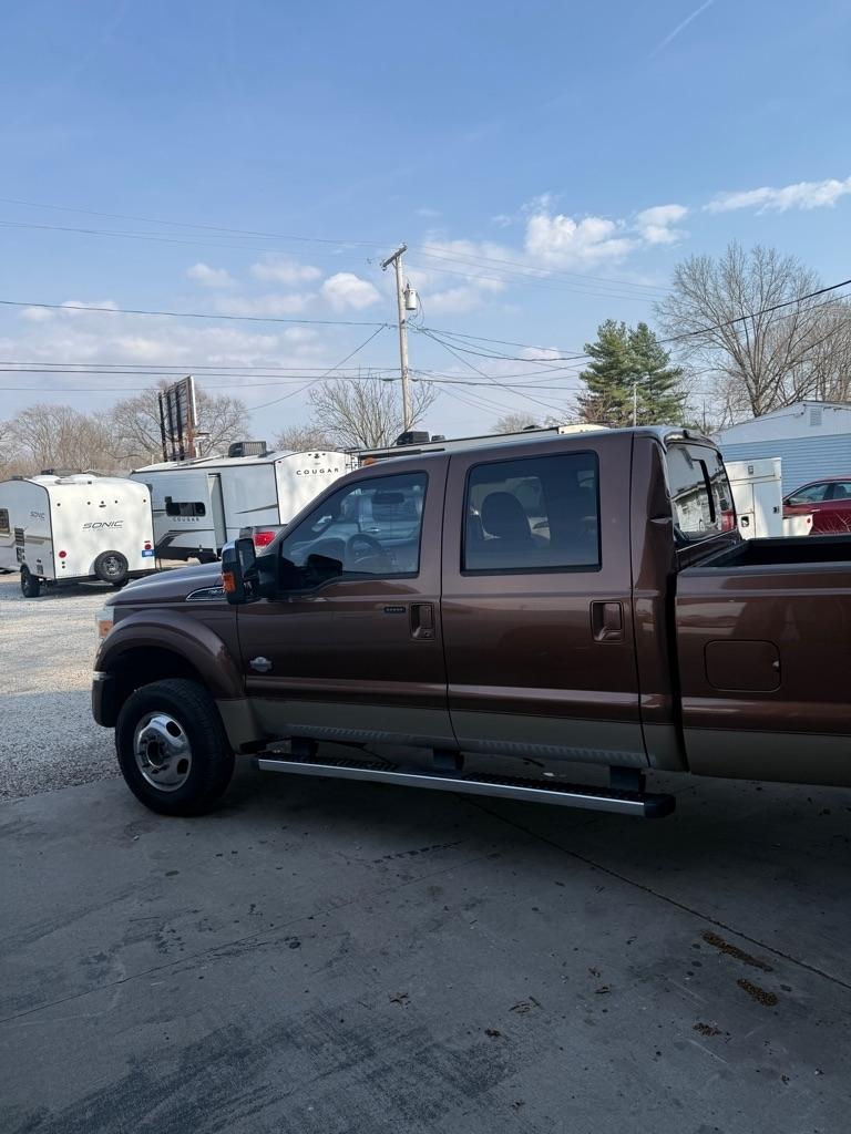 Ford F-450 SD XL Crew Cab DRW 4WD 2011