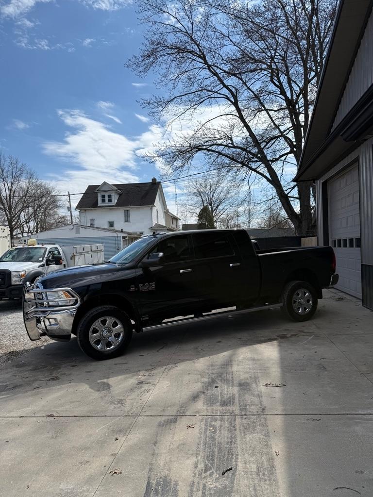RAM 2500 SLT Mega Cab 4WD 2018