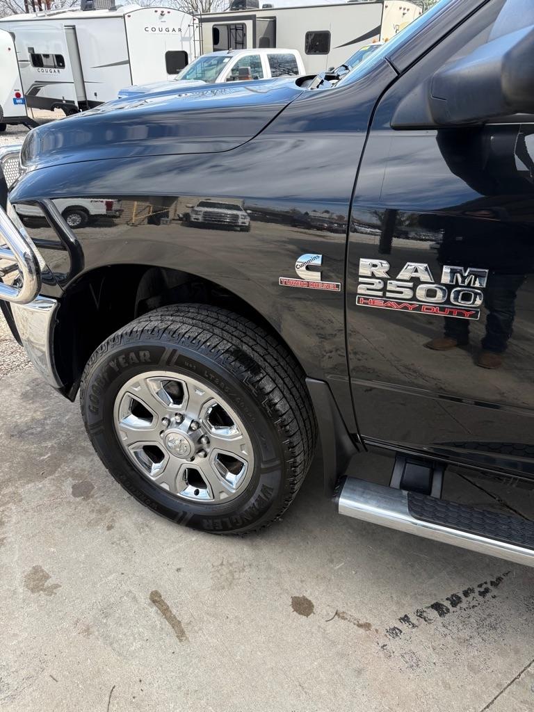 RAM 2500 SLT Mega Cab 4WD 2018