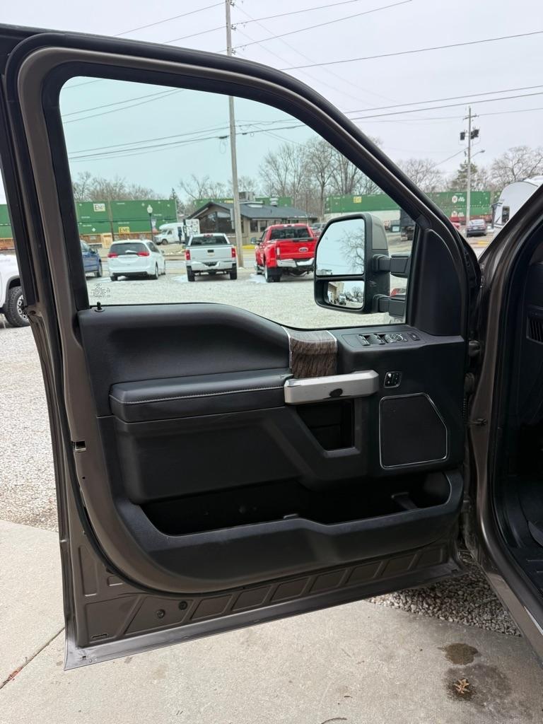 Ford F-550 Crew Cab DRW 4WD 2019