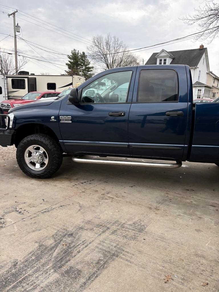 Dodge Ram 2500 ST Quad Cab 4WD 2007