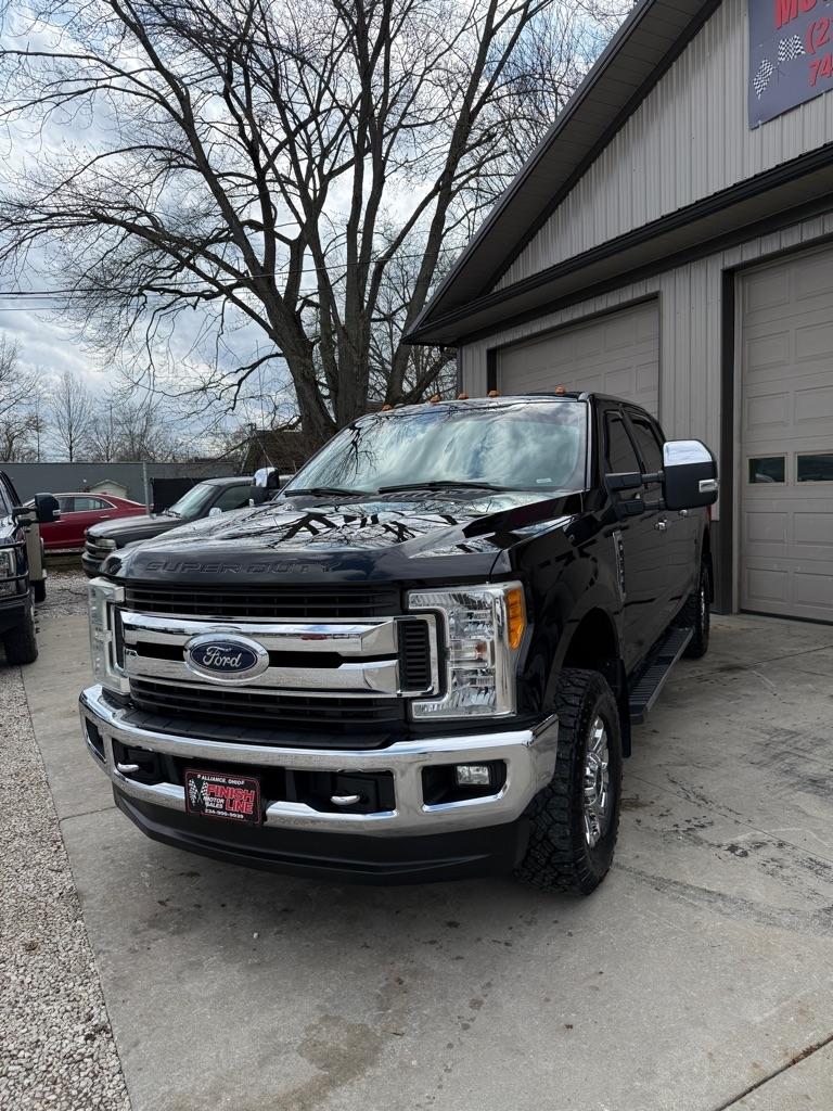 Ford F-250 SD King Ranch Crew Cab 4WD 2017