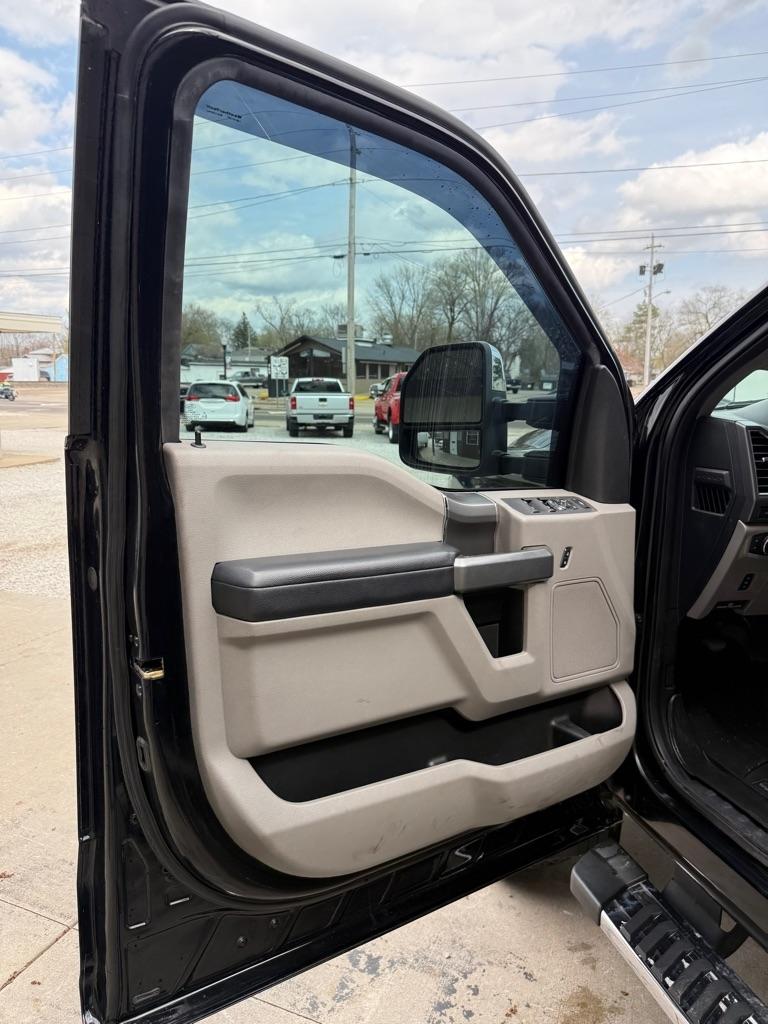 Ford F-250 SD King Ranch Crew Cab 4WD 2017