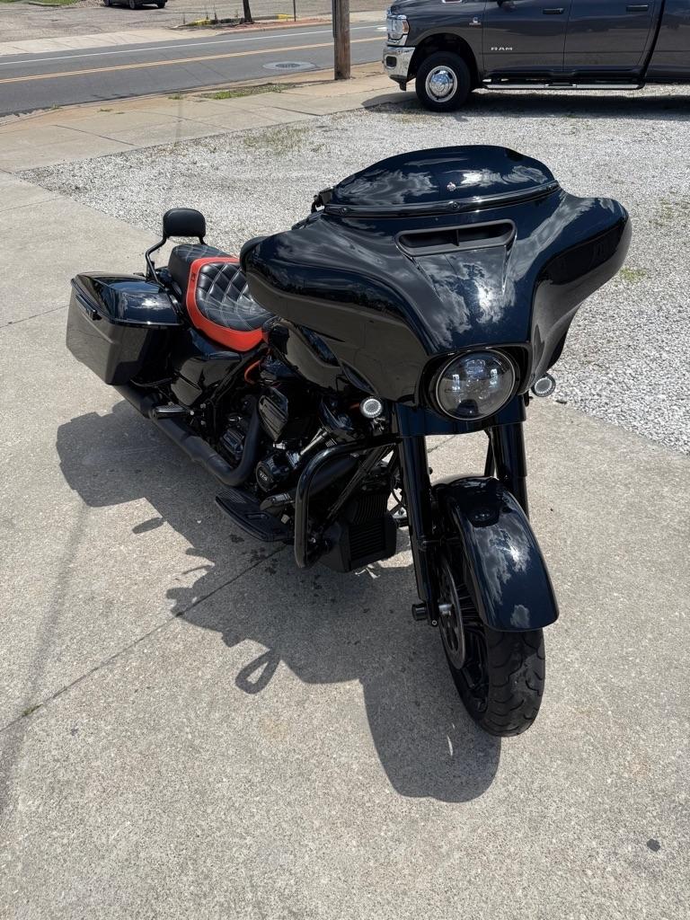 Harley-Davidson FLHXS  2018