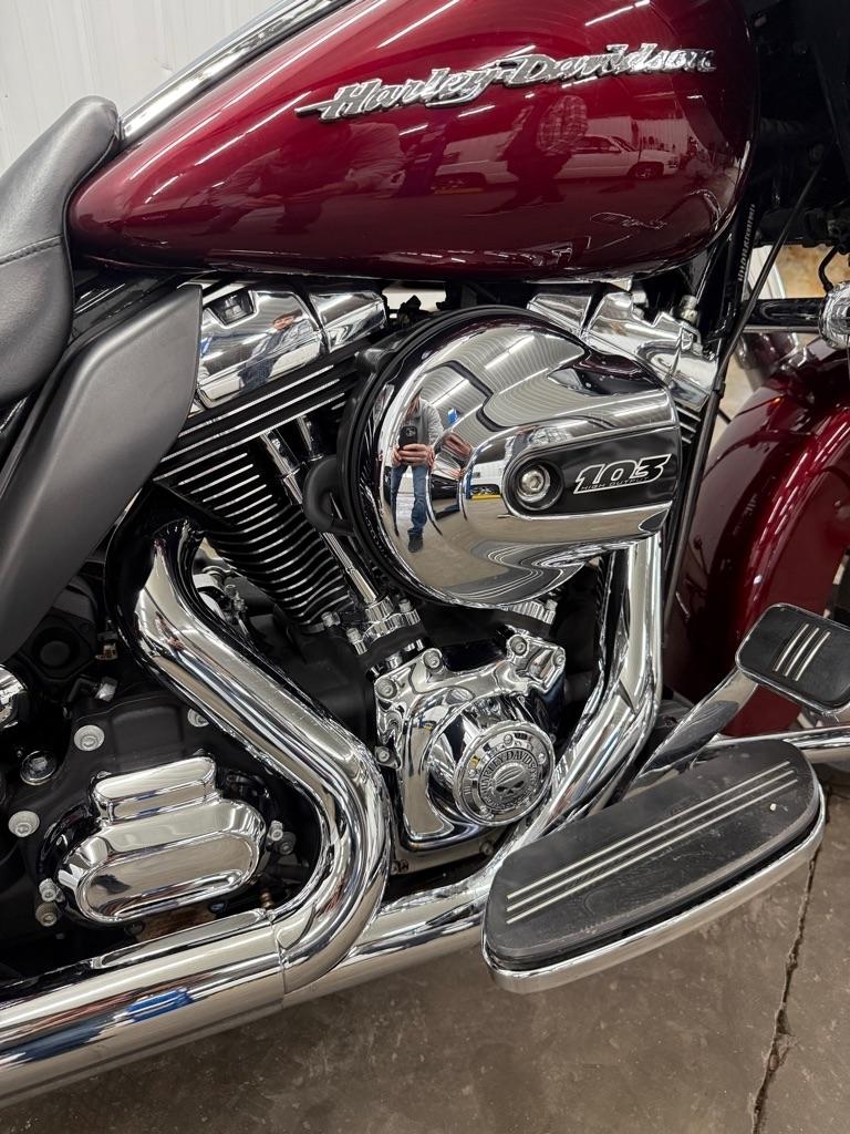 Harley-Davidson FLTRX103  2015