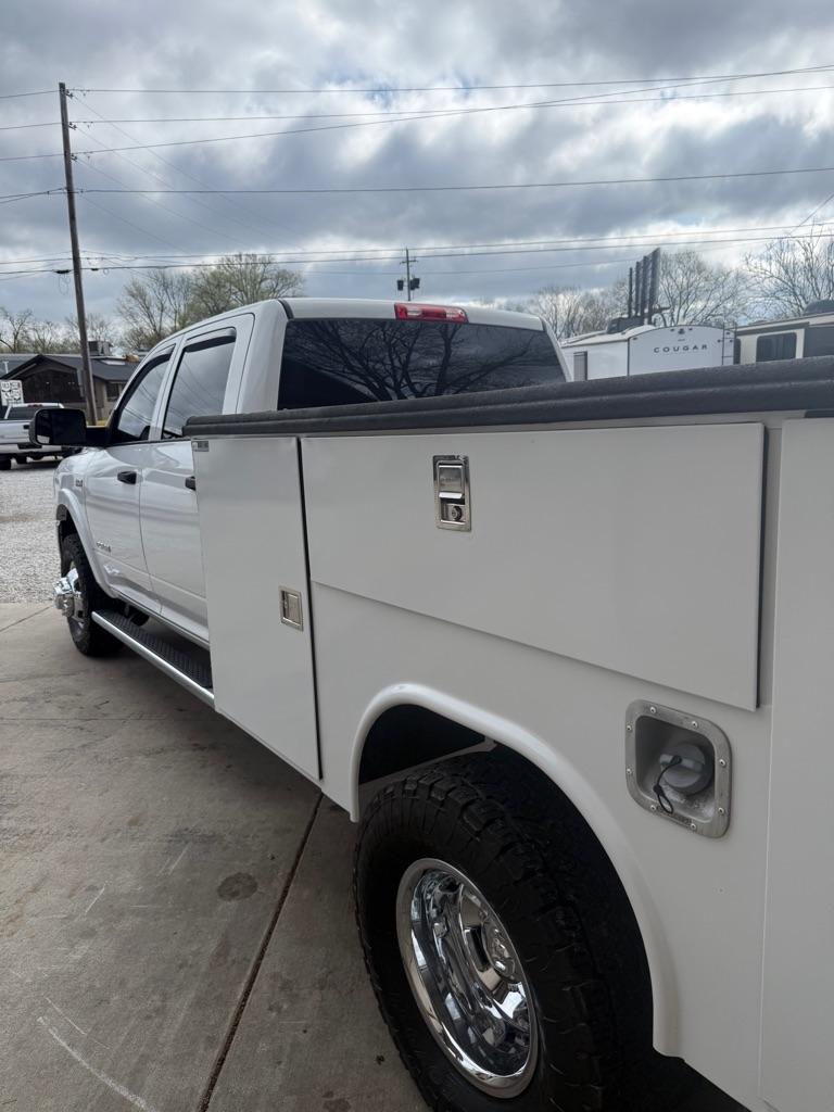 RAM 3500 Crew Cab 4WD DRW 2021