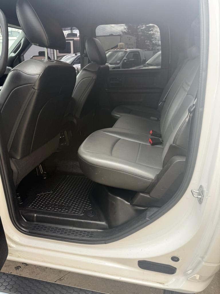 RAM 3500 Crew Cab 4WD DRW 2021