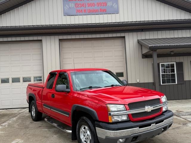 Red 2003 Chevrolet Silverado 1500 LT Extended Cab LB 4WD Pickup Truck Four-Wheel Drive Automatic