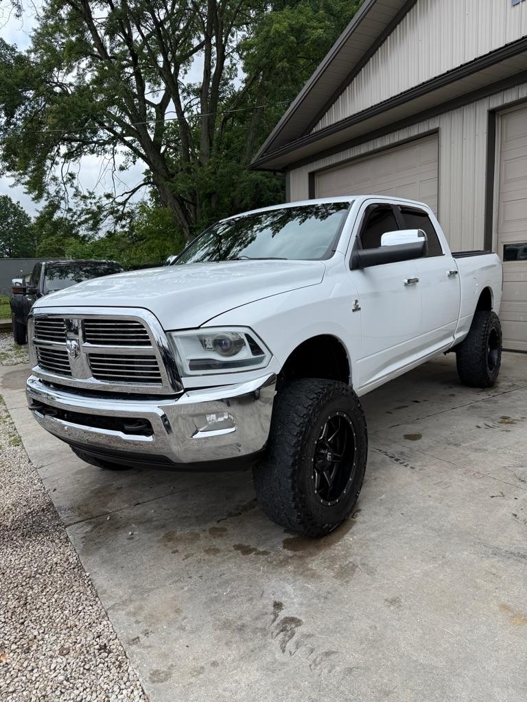 Dodge 2500 Laramie Crew Cab LWB 4WD 2011