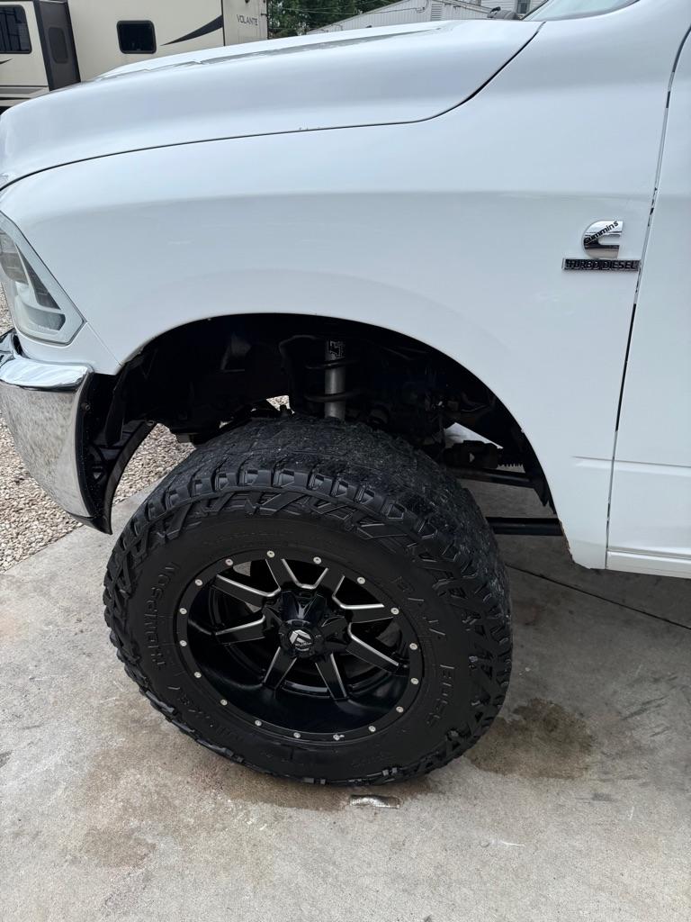 Dodge 2500 Laramie Crew Cab LWB 4WD 2011