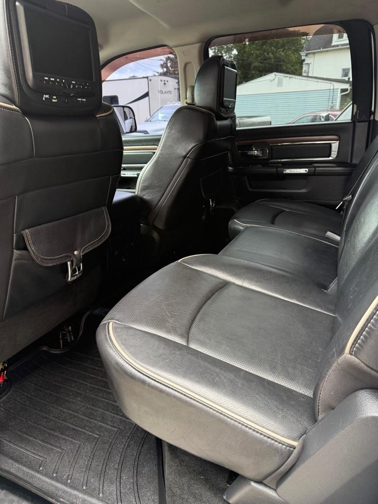 Dodge 2500 Laramie Crew Cab LWB 4WD 2011