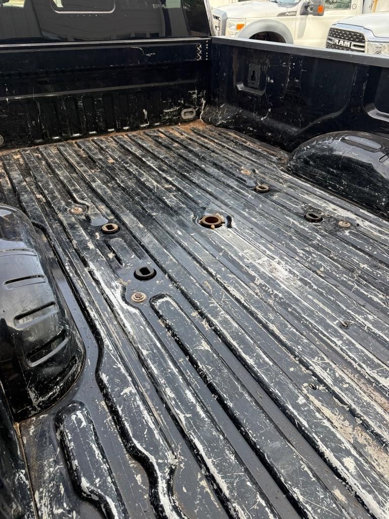 Ford F-350 SD XL Crew Cab Long Bed DRW 4WD 2018