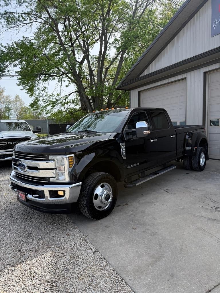 Ford F-350 SD XL Crew Cab Long Bed DRW 4WD 2018