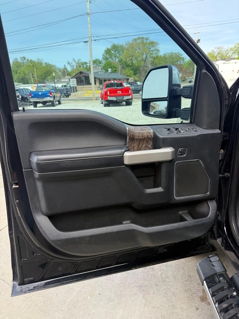Ford F-350 SD XL Crew Cab Long Bed DRW 4WD 2018