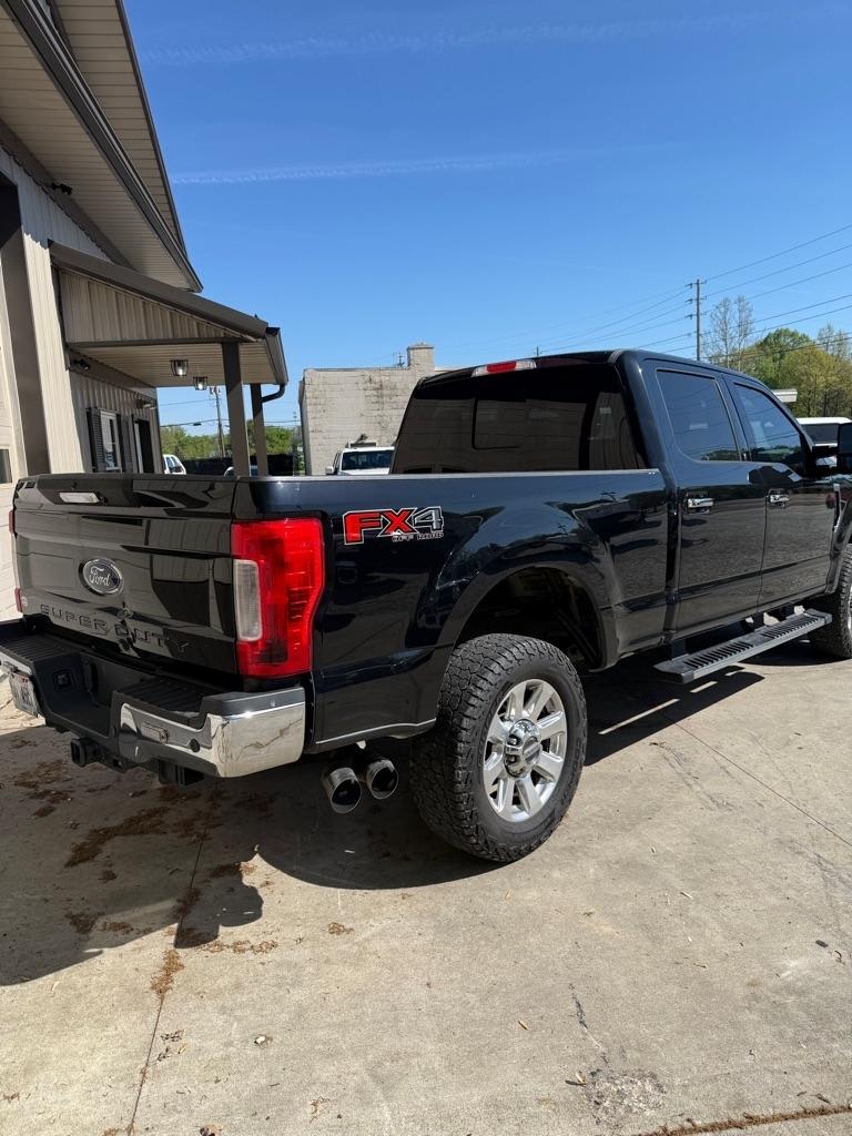 Ford F-250 SD King Ranch Crew Cab 4WD 2017