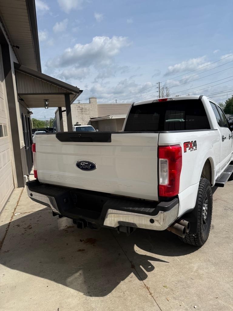 Ford F-250 SD King Ranch Crew Cab 4WD 2017