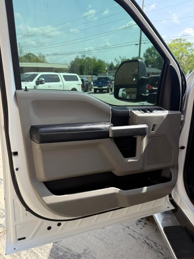 Ford F-250 SD King Ranch Crew Cab 4WD 2017
