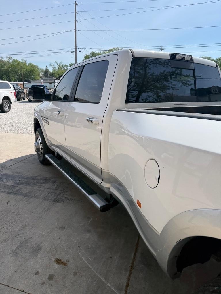 RAM 3500 Laramie Crew Cab LWB 4WD DRW 2018