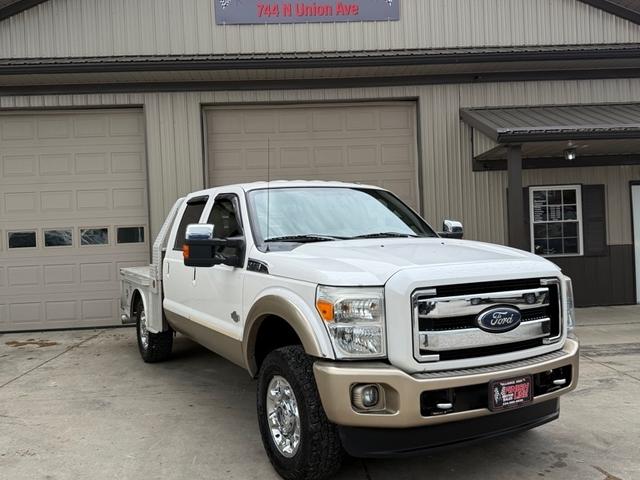 White 2013 Ford F-250 Super Duty King Ranch Crew Cab 4WD Pickup Truck Four-Wheel Drive Automatic