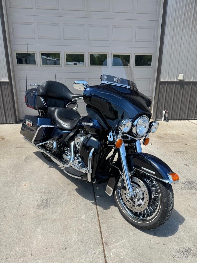 2013 Harley-Davidson FLHTK 