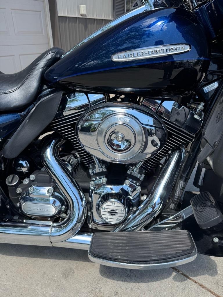 Harley-Davidson FLHTK  2013